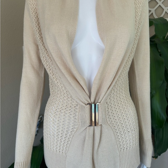 Elegant Cream Women's Sweater with Belted Waist - Picture 2 of 7